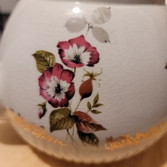 WOOD & SON ENGLAND ELGREAVE TEAPOT FINE PORCELAIN HAND CRAFTED - Picture 8 of 13